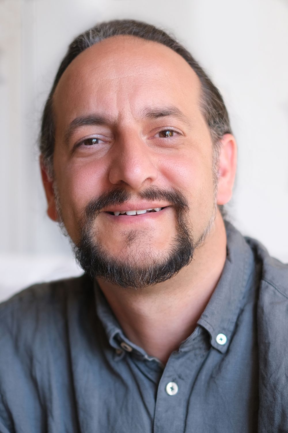 Portrait: Daniel Nakhla